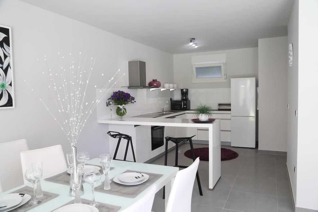 Beach Apartments Dumicic Podstrana Pokój zdjęcie